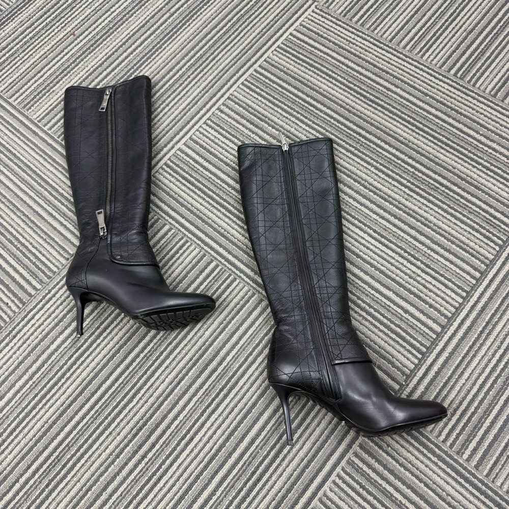 š©steal authentic Dior Black Heeled Boots - Picture 1 of 11